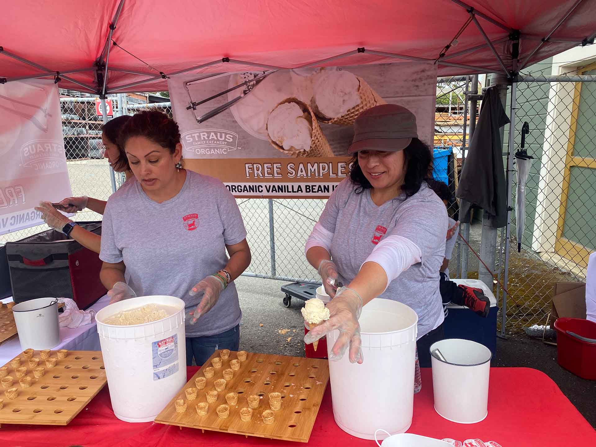 straus team offering free ice cream samples