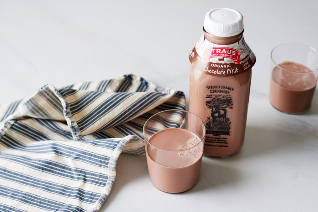 17 10 24 straus food 3123 intro old packaging choc milk